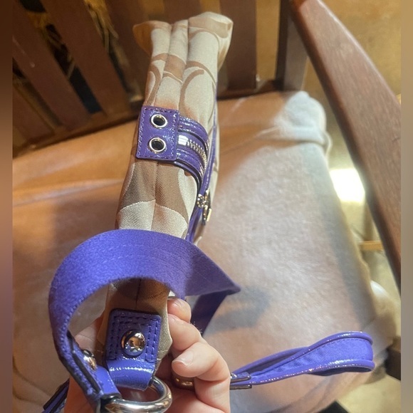 💜Certified Authentic💜 Coach Poppy Daisy Signature Tote Purple / Khaki EUC - Picture 5 of 8